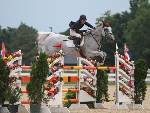 Hidden Creeks Campella (Cardento / Stanford) int. Margie Engle USA
I fol med Cornet Obolensky